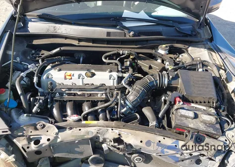 2012 Honda Accord 2.4 Ex-L z USA, uszkodzony, nr VIN 1HGCP2F82CA224727